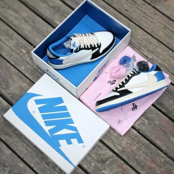 Size 11 Jordan 1 Retro x Fragment Design x Travis Scott Low PreOwned No Box